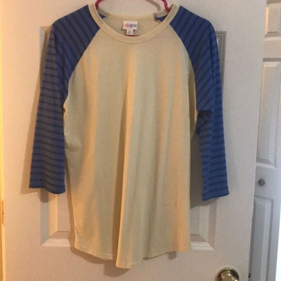lularoe shirt - Picture 1 of 2